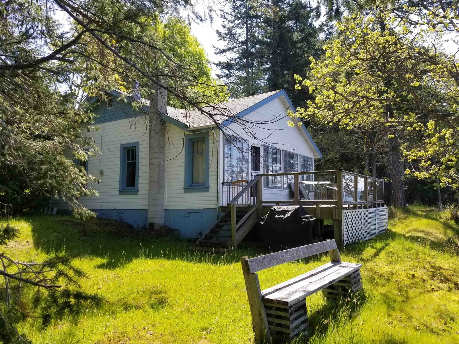 Listing Image 4