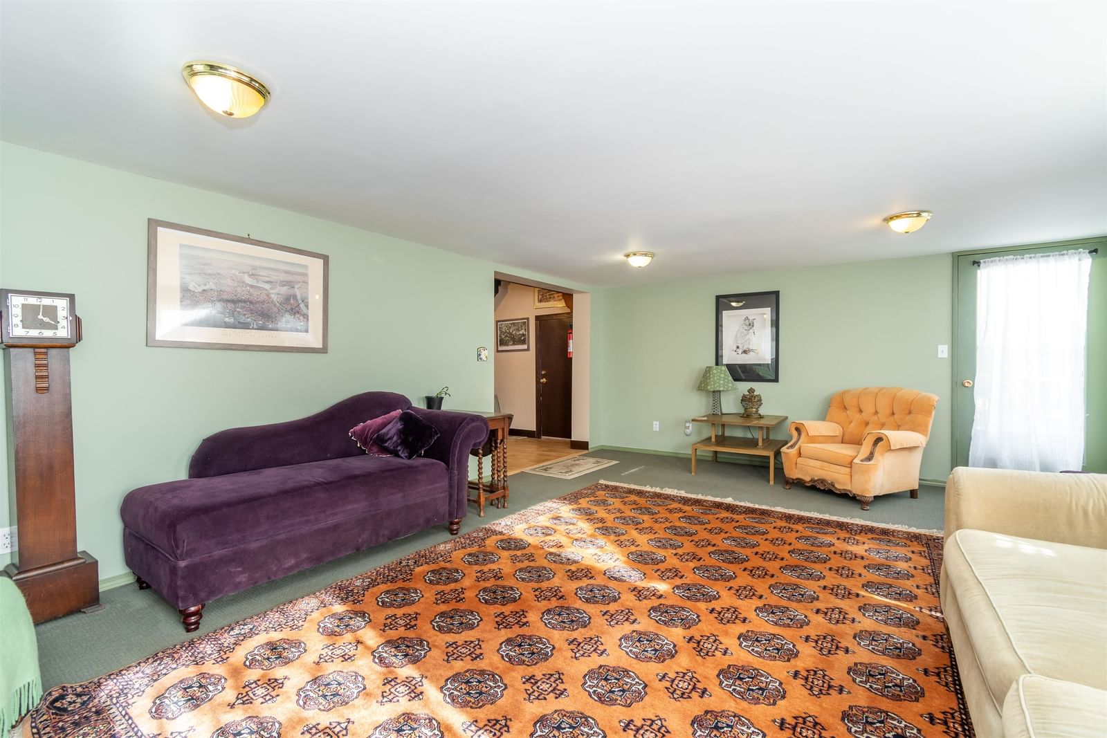Listing Image 17