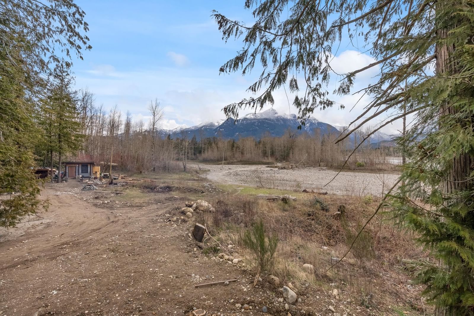 Listing Image 7