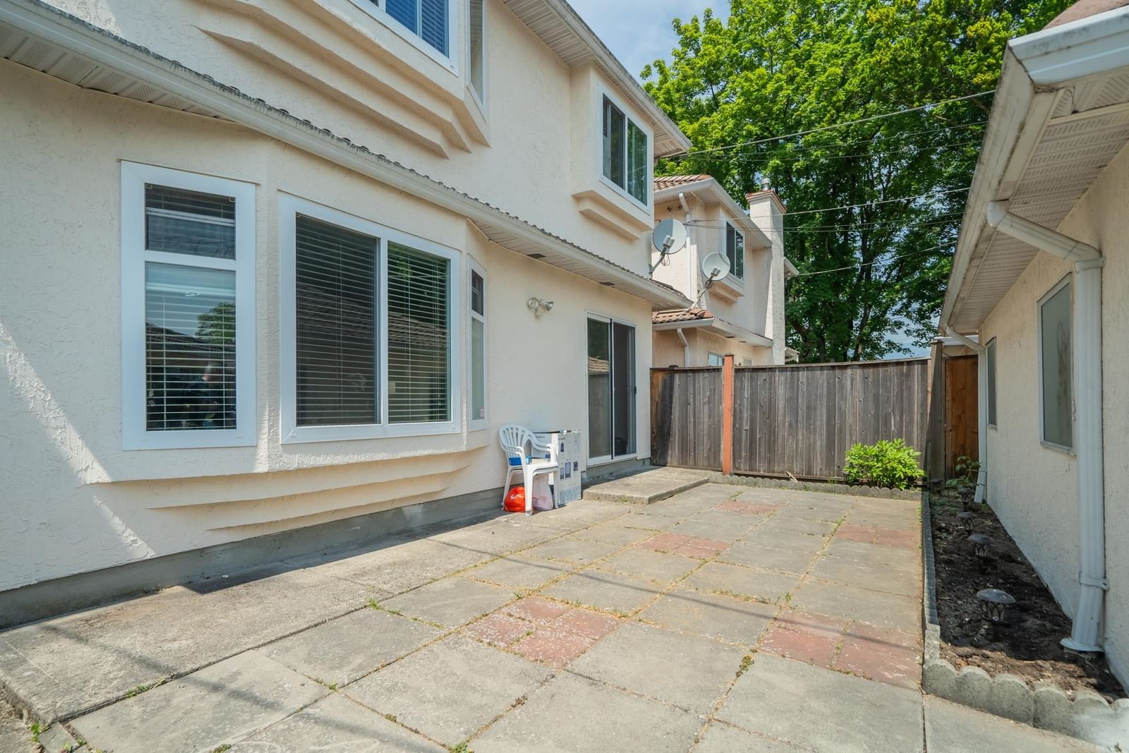 Listing Image 24