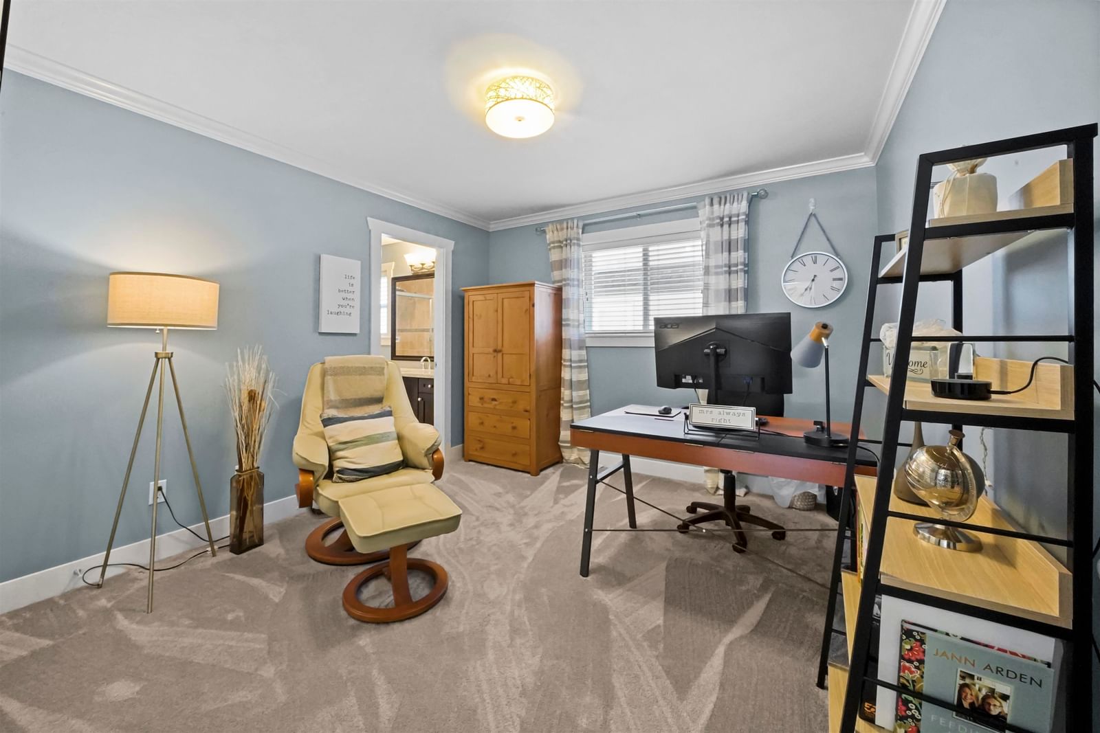 Listing Image 11