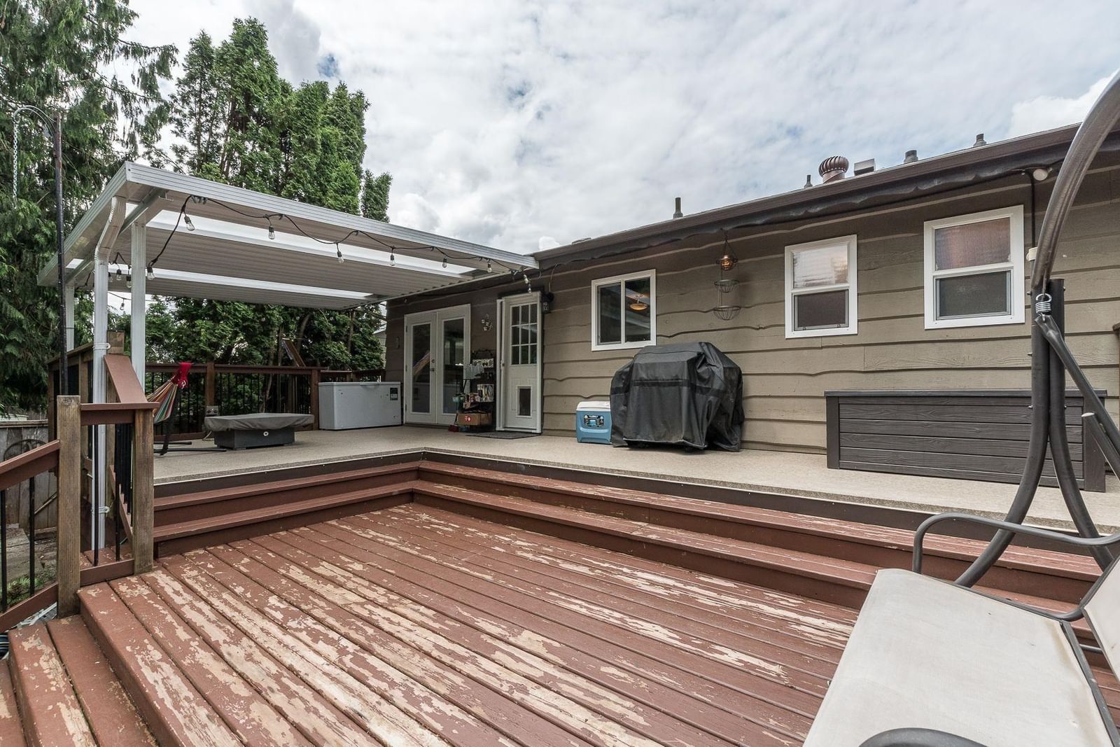 Listing Image 19