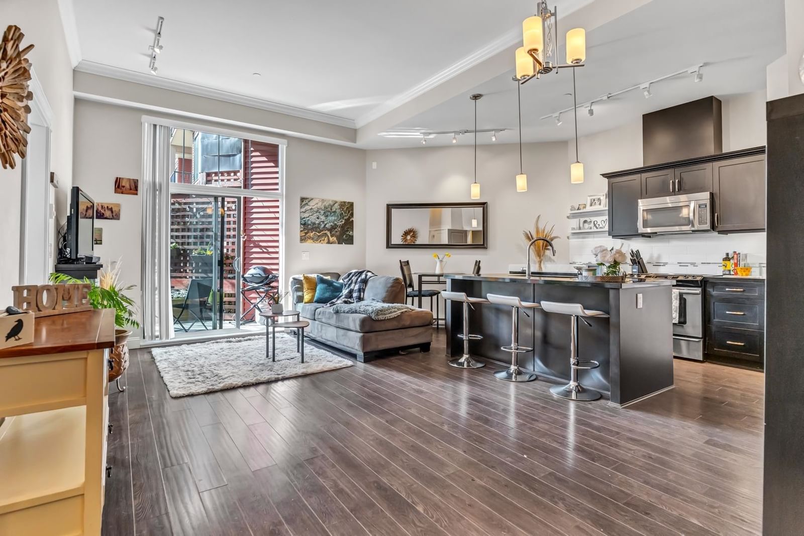 Listing Image 20