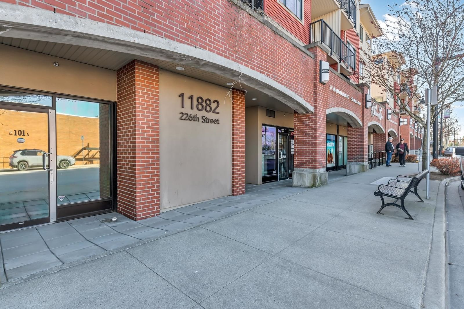 Listing Image 5