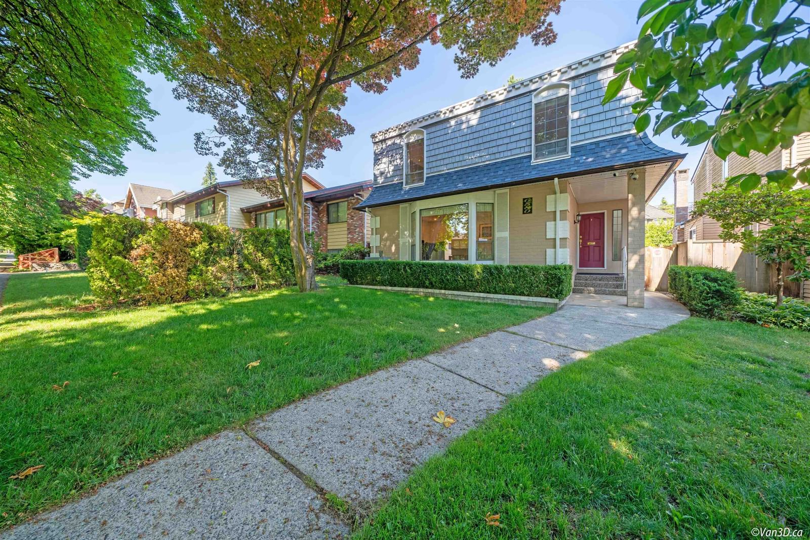 Listing Image 3