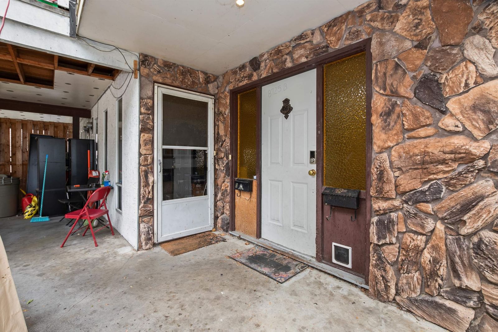 Listing Image 8