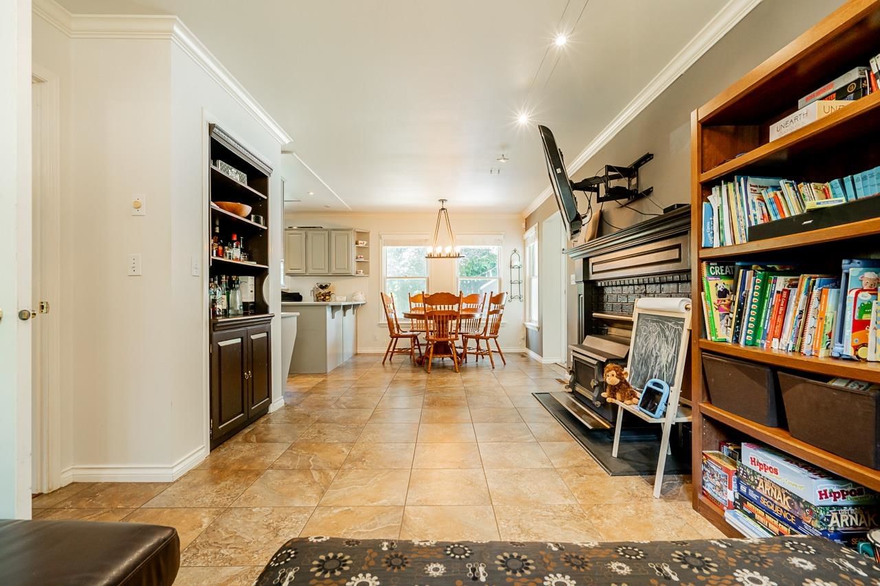Listing Image 18