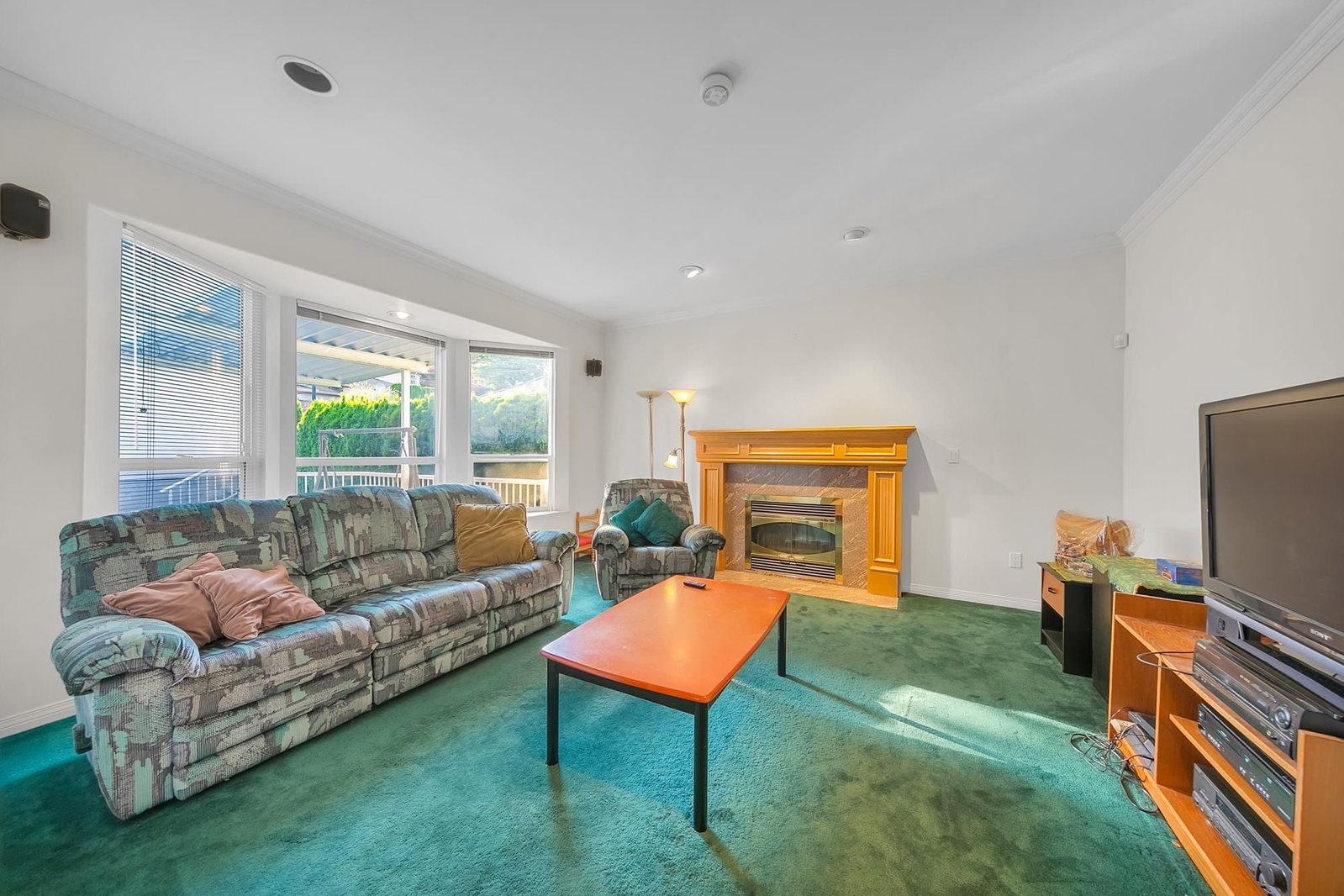 Listing Image 6