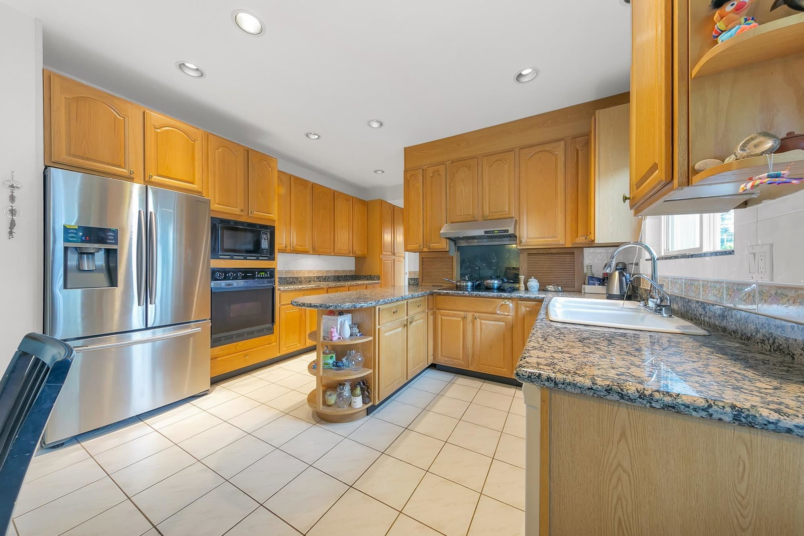 Listing Image 9