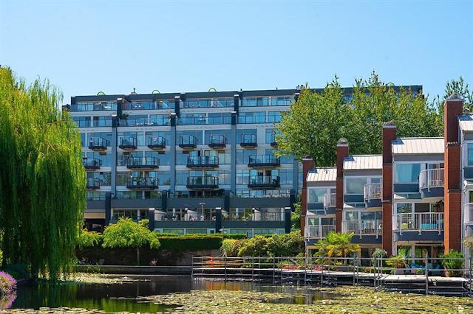 Listing Image 19