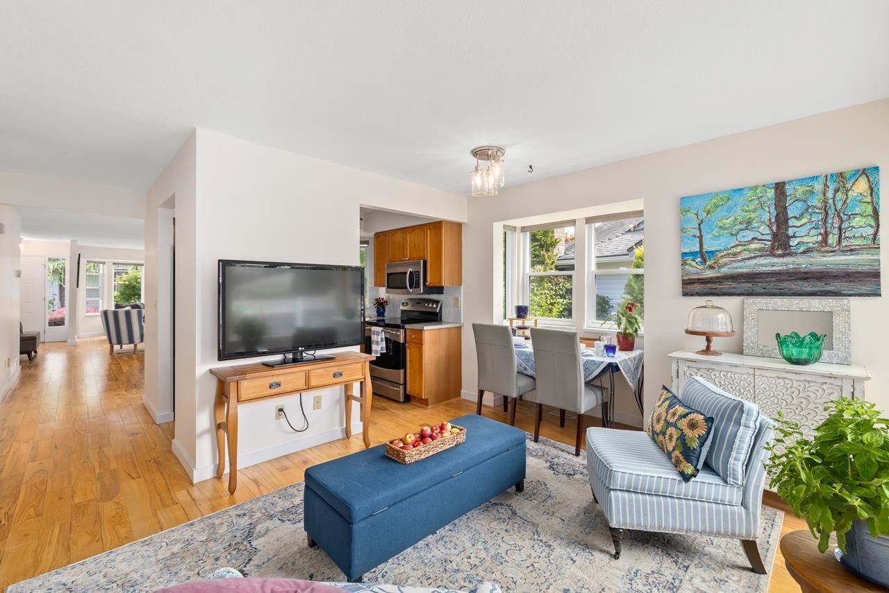 Listing Image 14