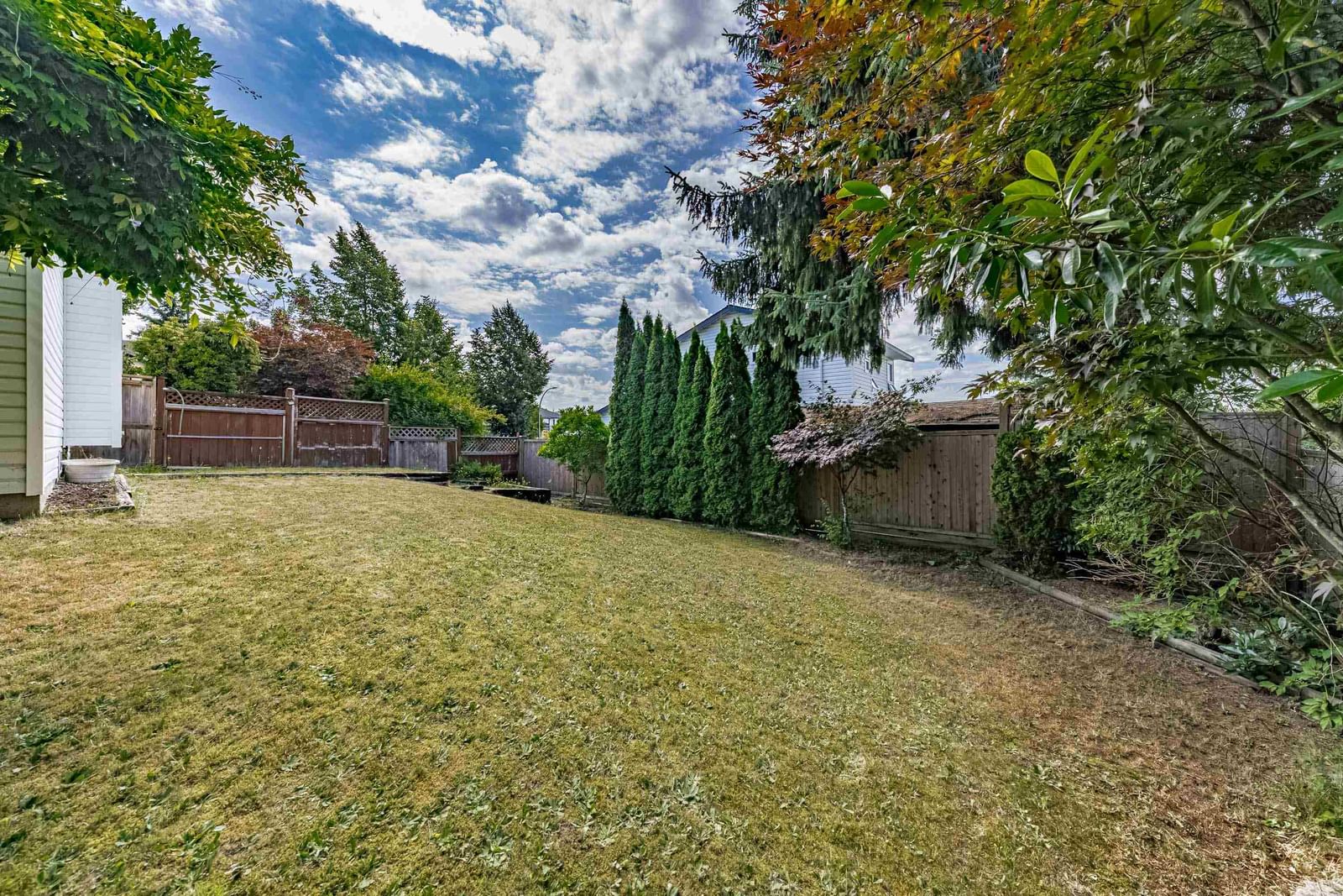 Listing Image 36