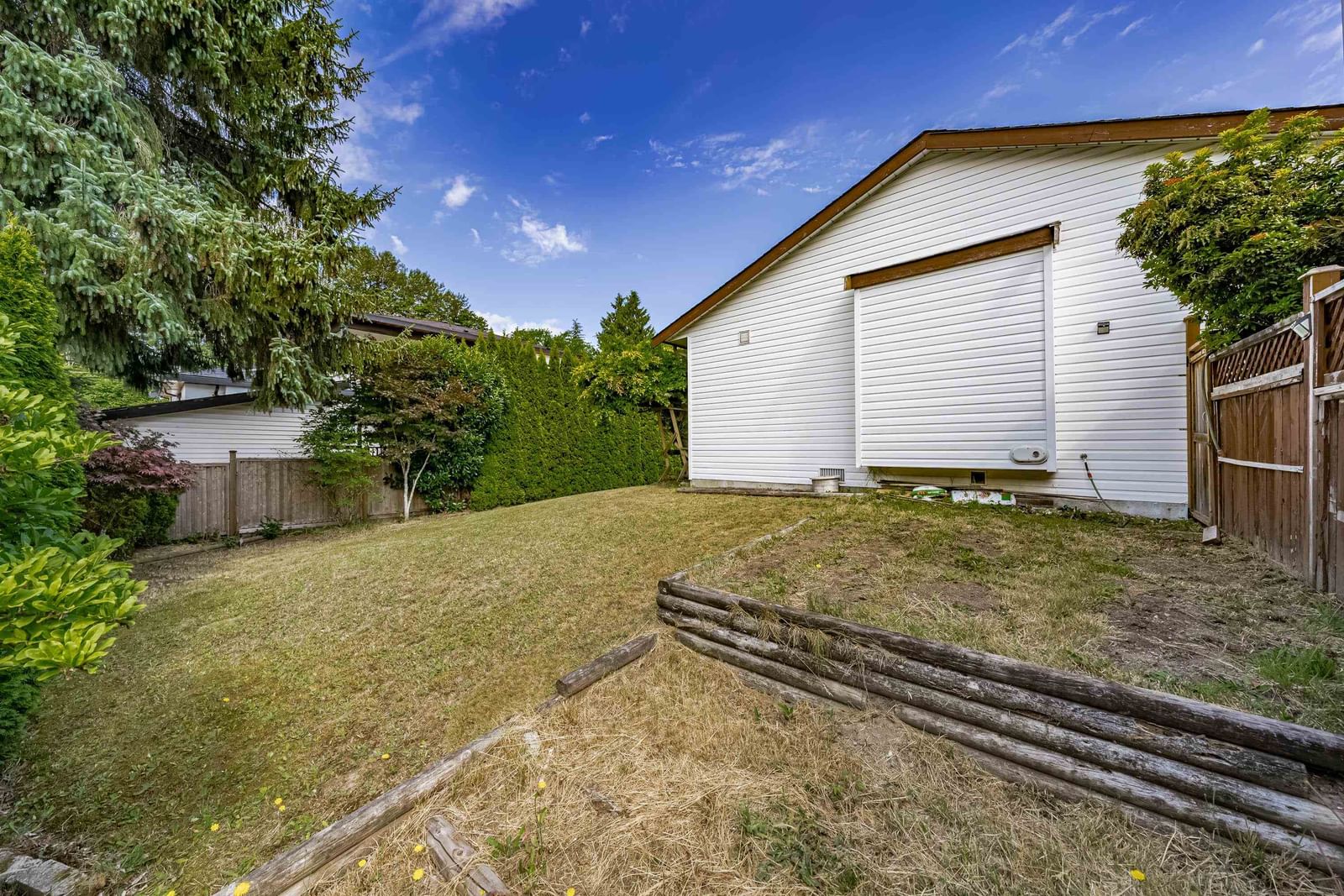 Listing Image 38
