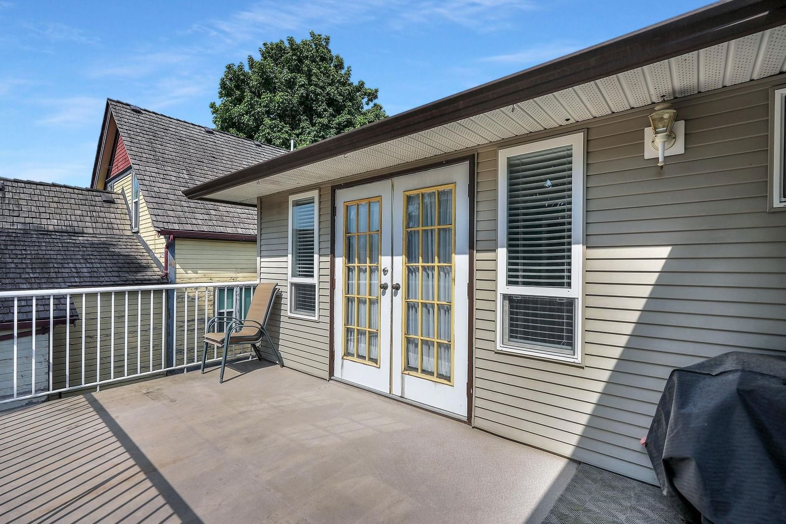 Listing Image 19