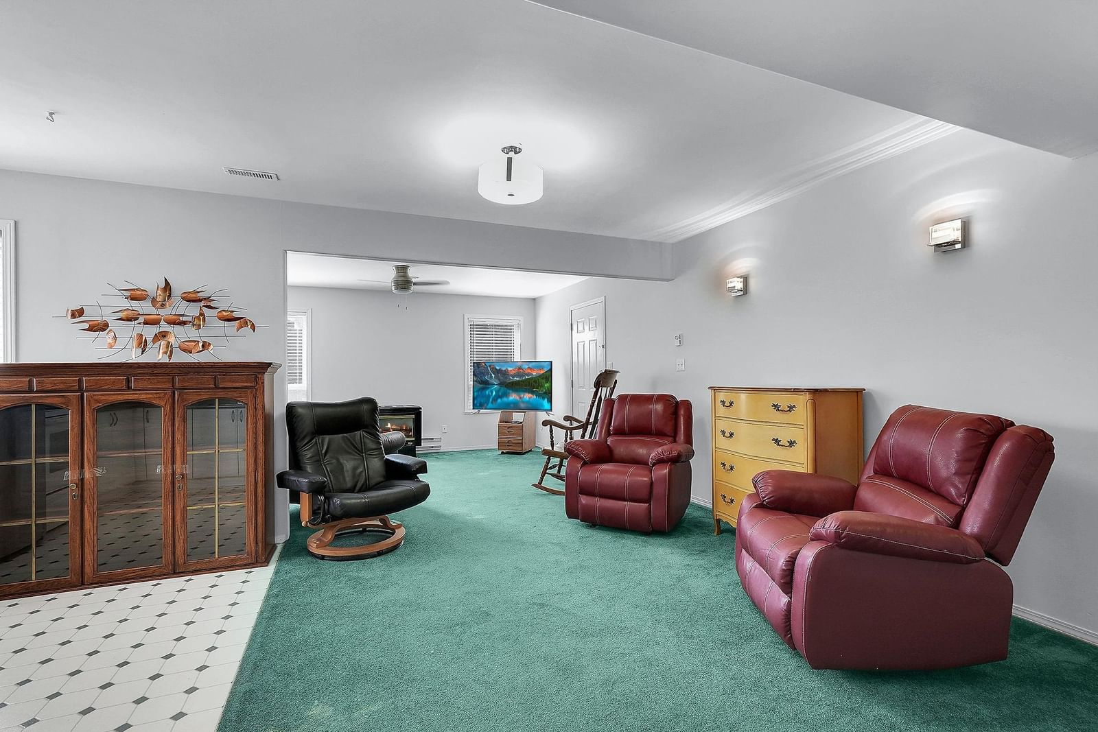 Listing Image 23