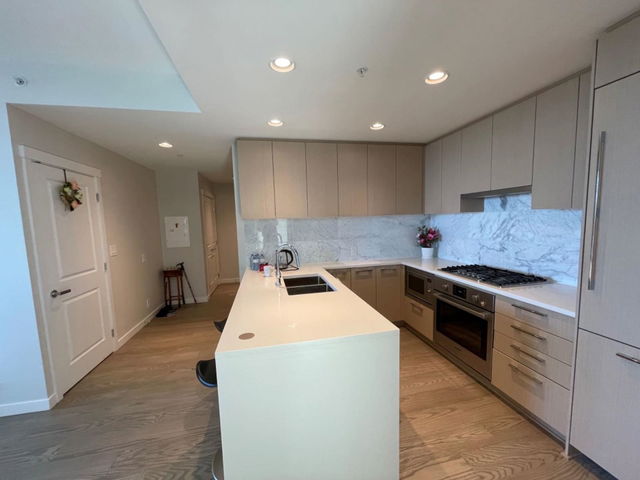 1201 - 3533 Ross Drive