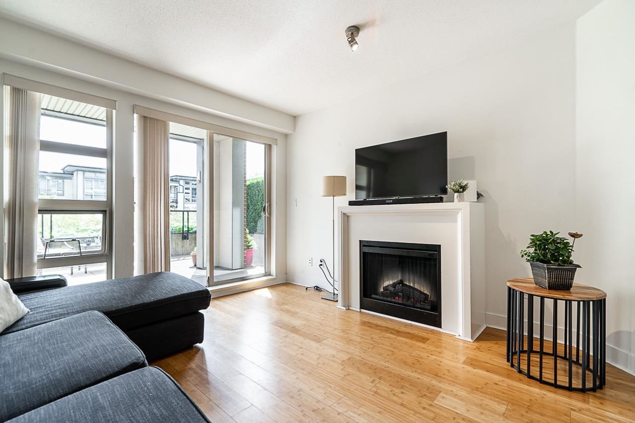 Listing Image 3