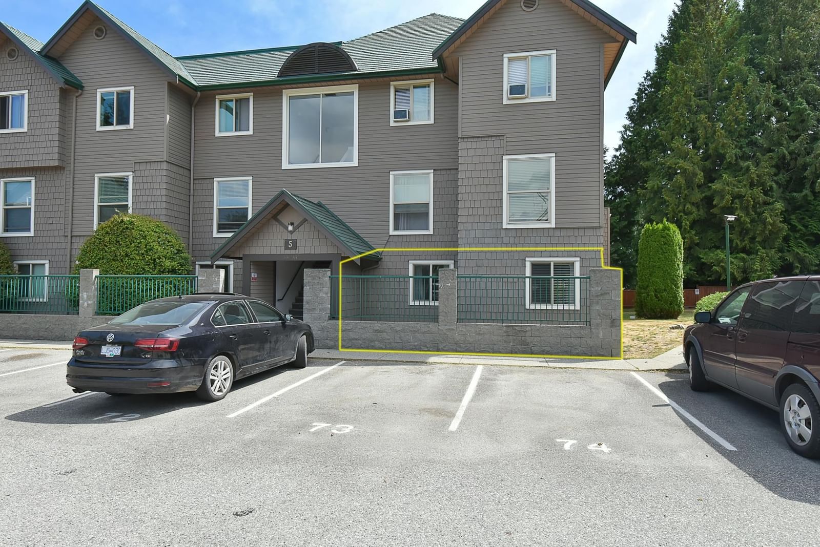 Listing Image 18
