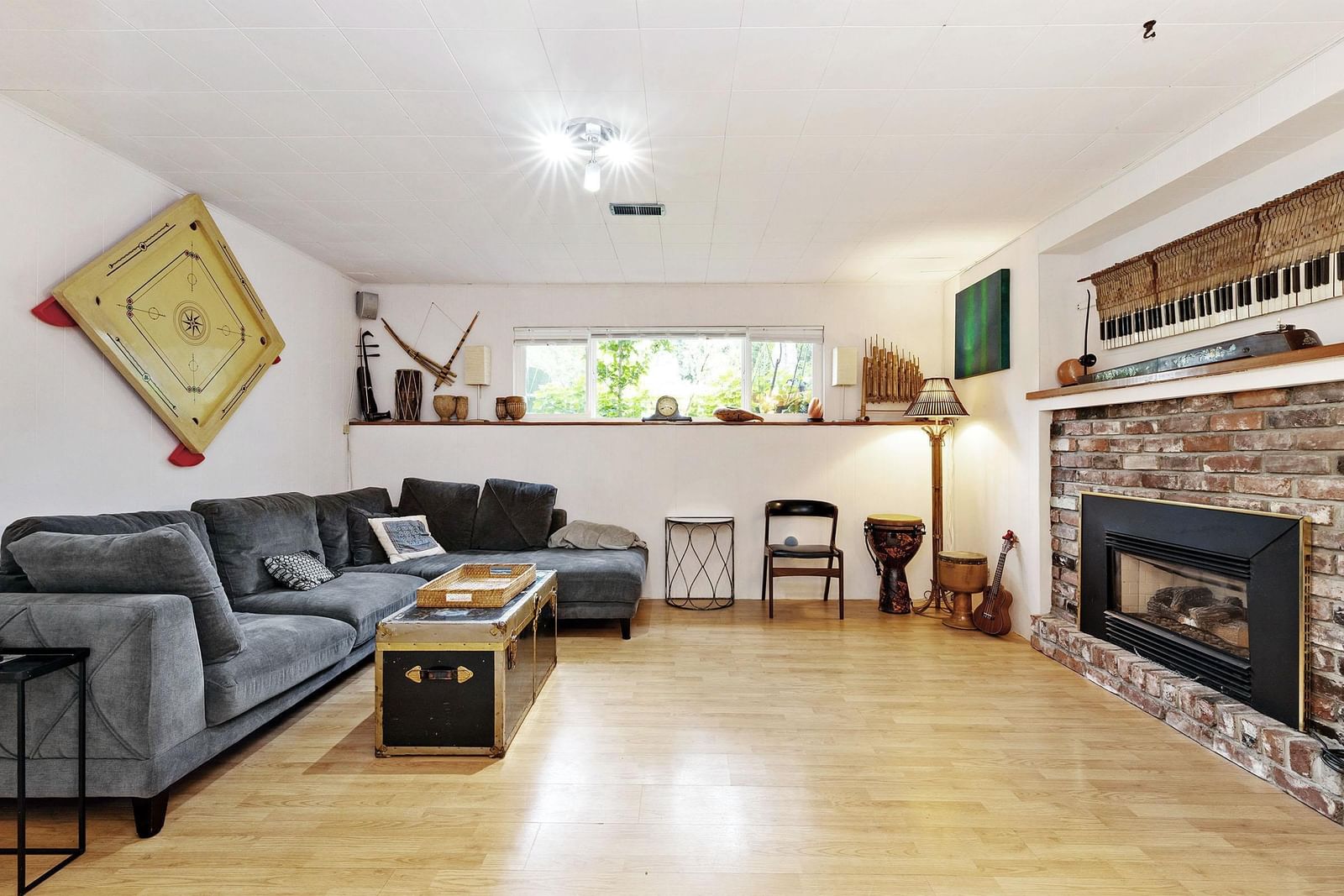 Listing Image 15