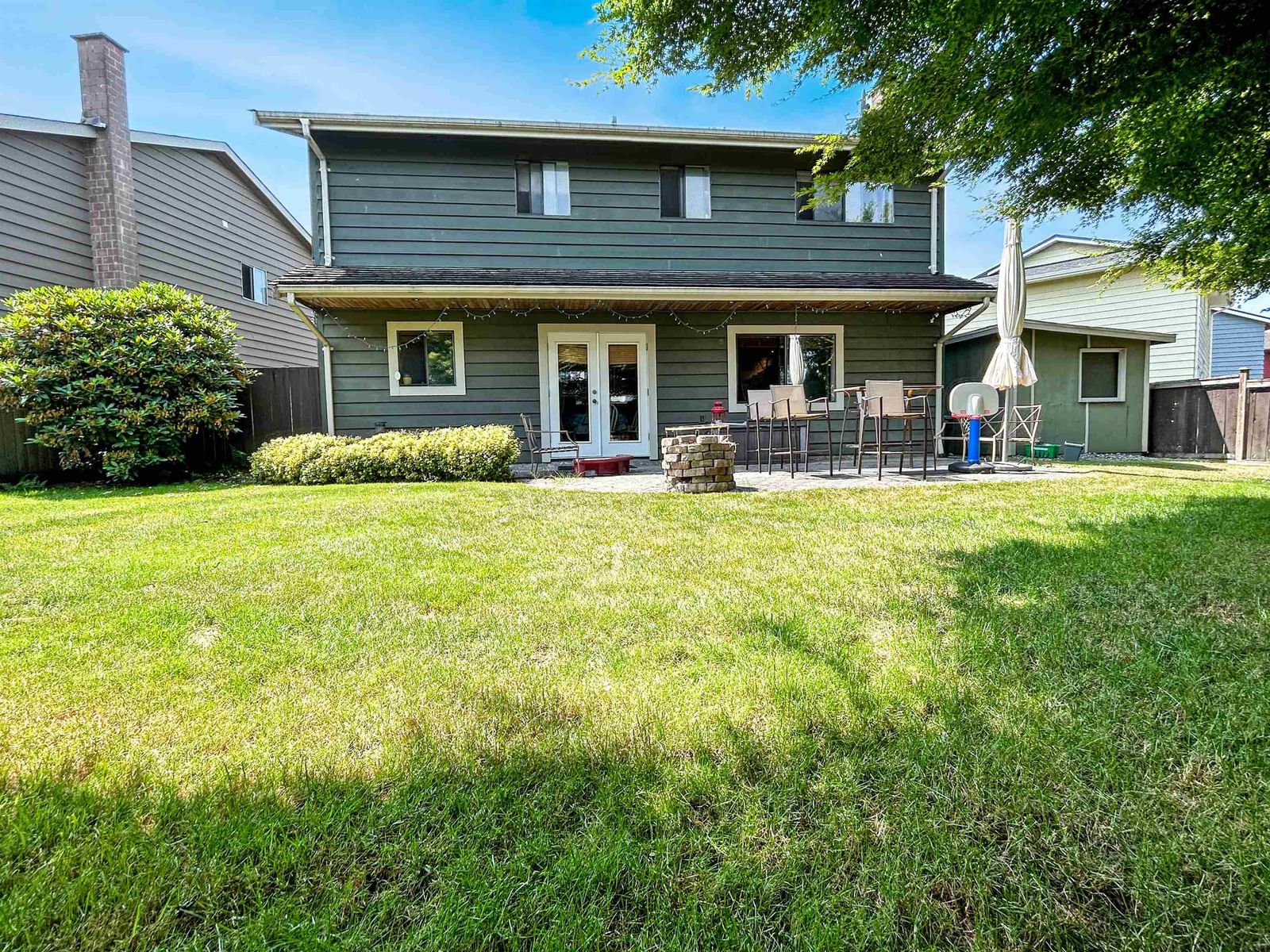 Listing Image 16