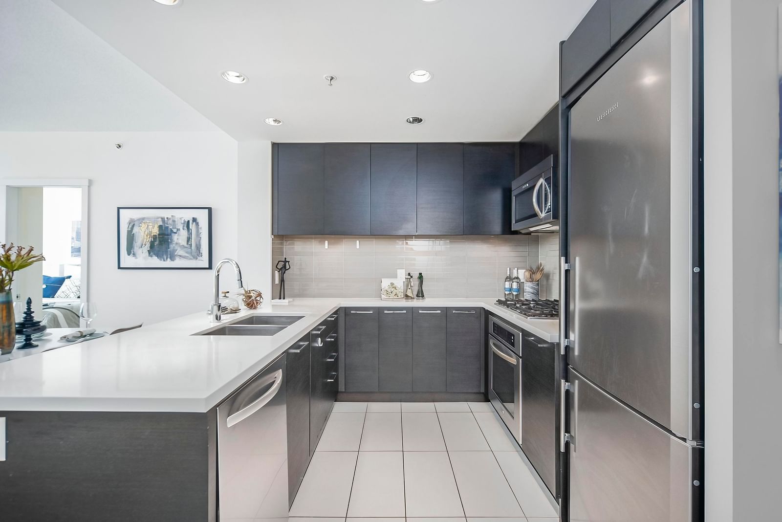 Listing Image 19