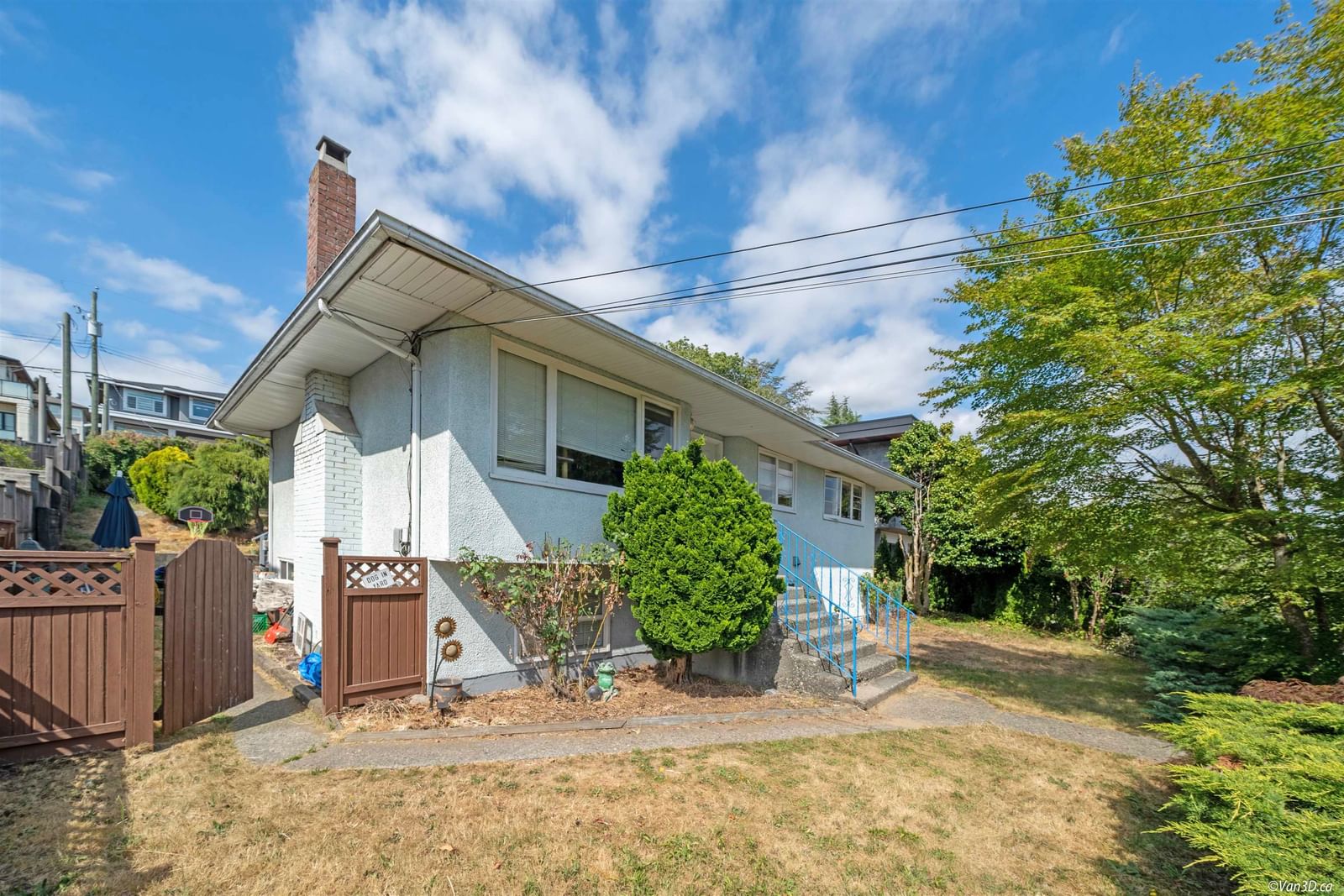 Listing Image 6