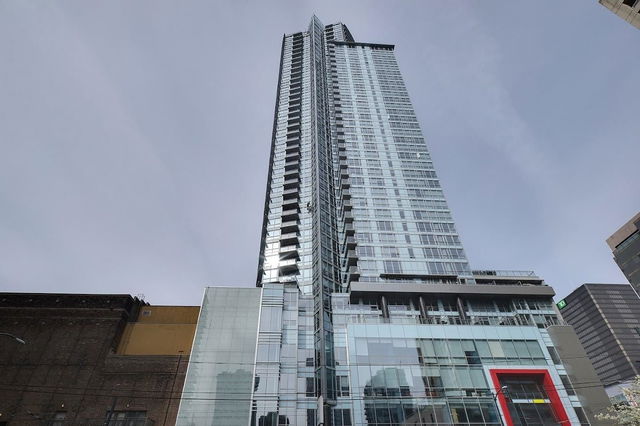 712 - 833 Seymour Street