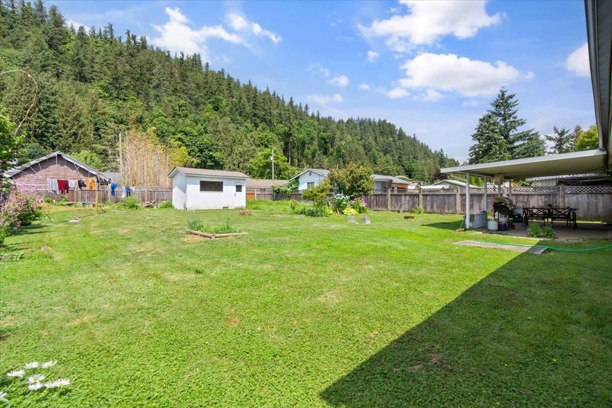 Listing Image 5