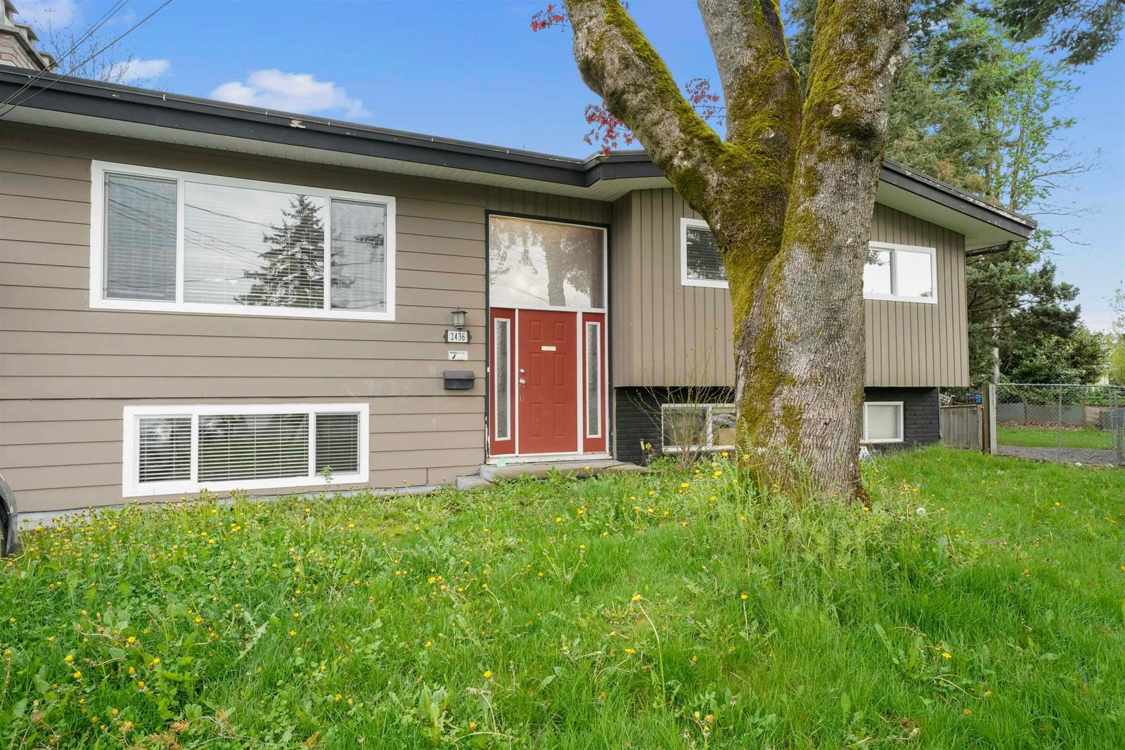 Listing Image 1