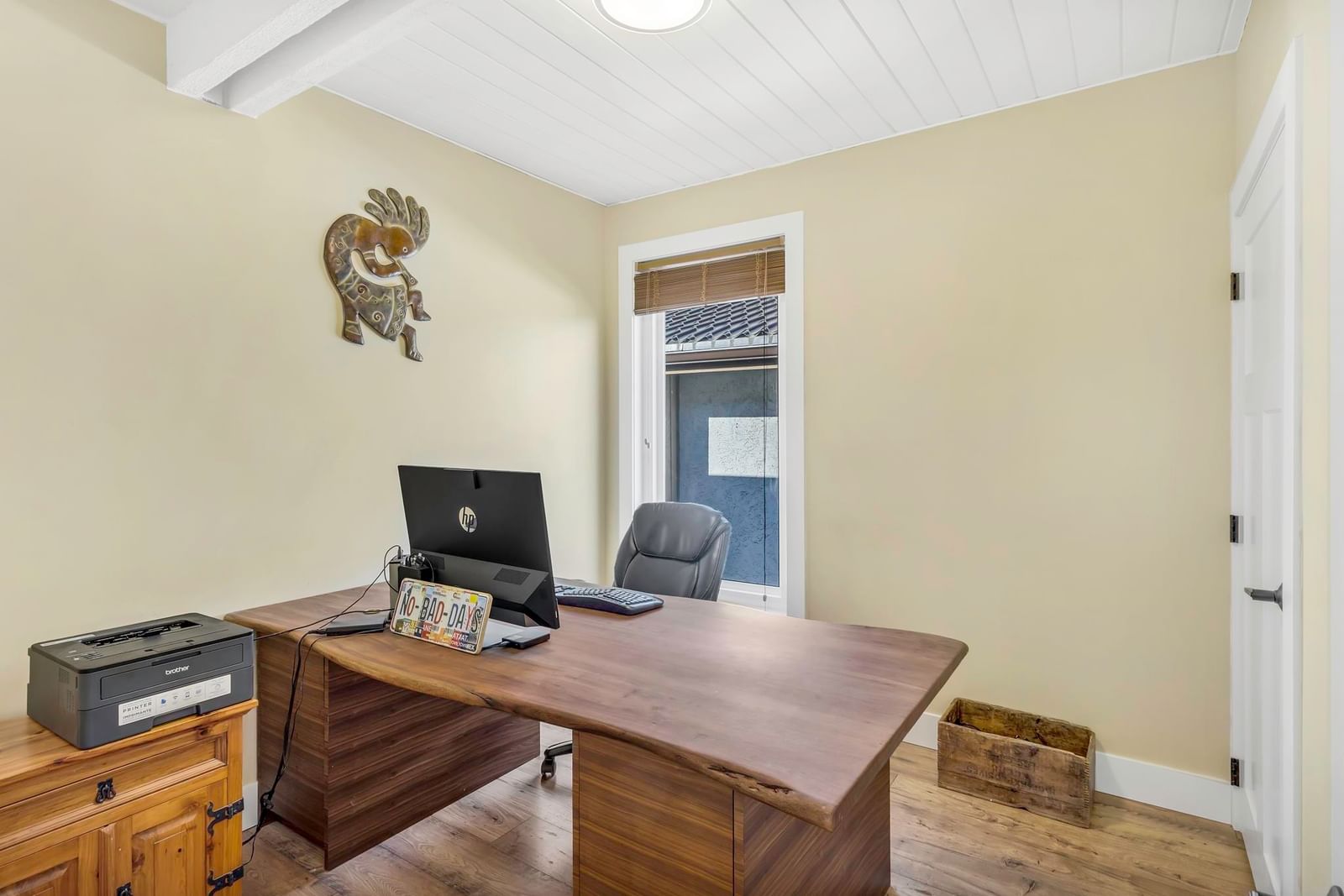 Listing Image 25