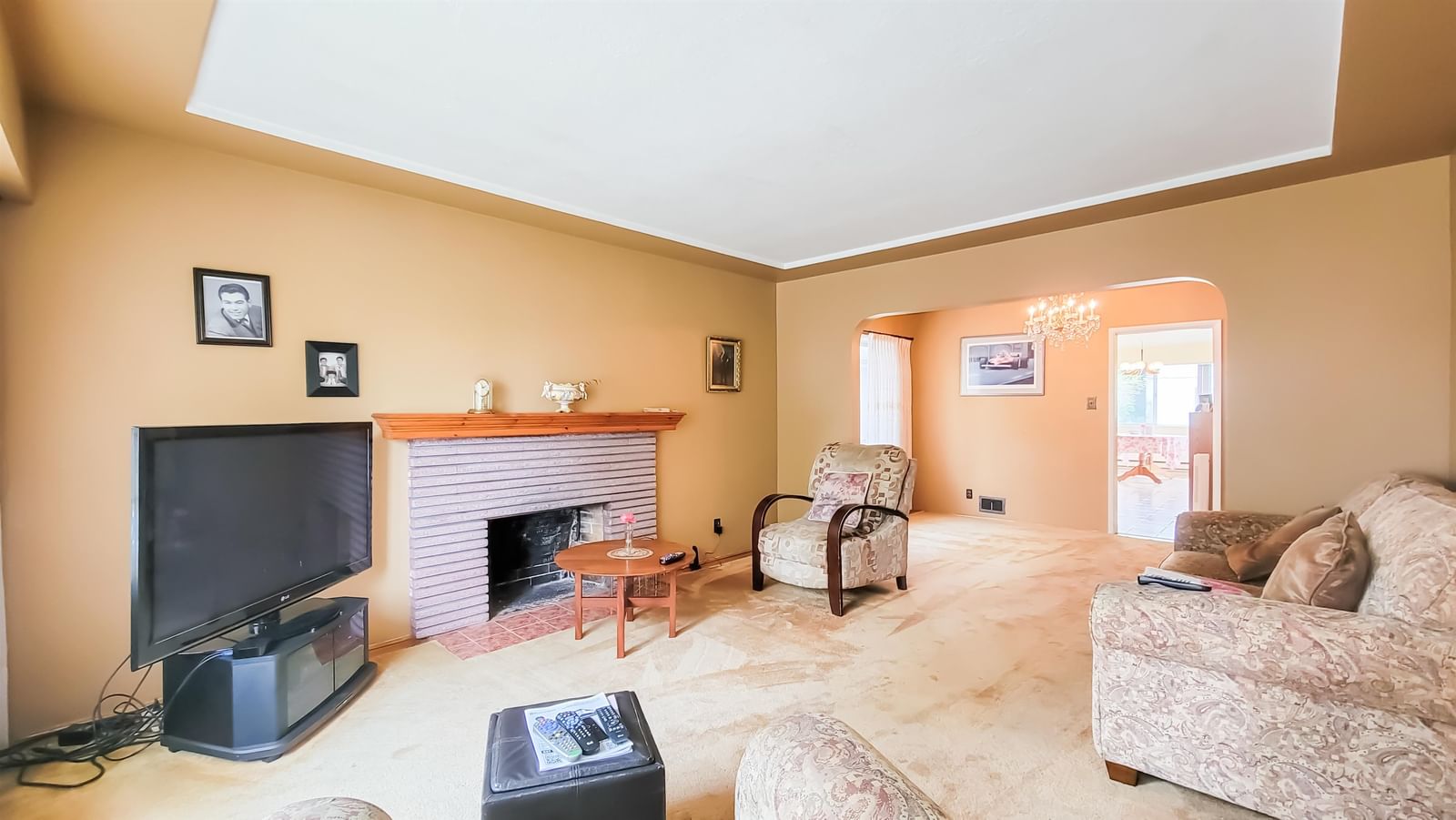 Listing Image 19