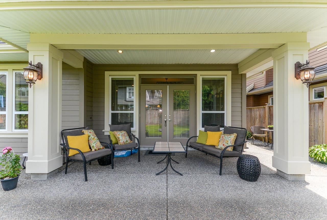 Listing Image 8