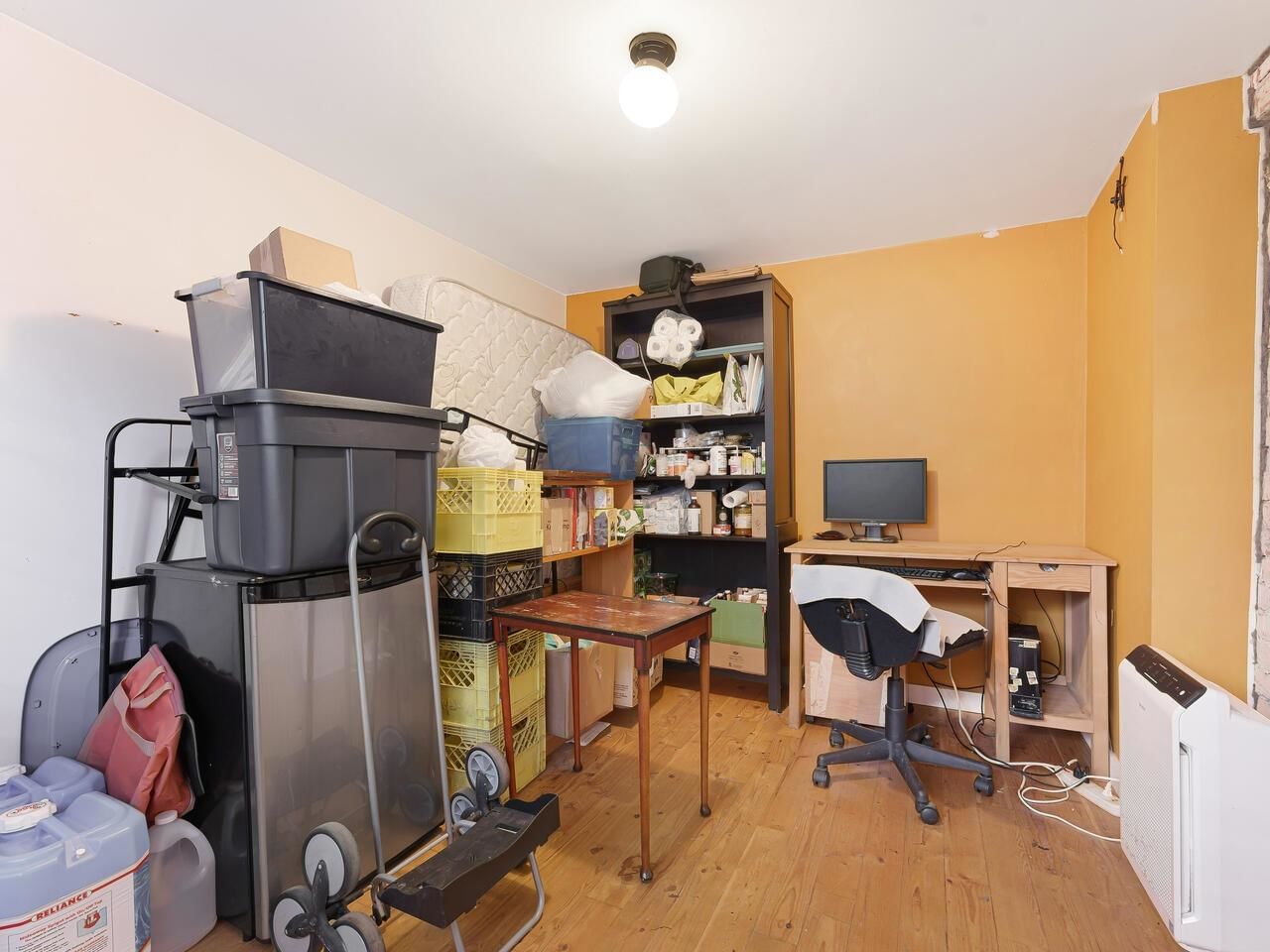 Listing Image 18