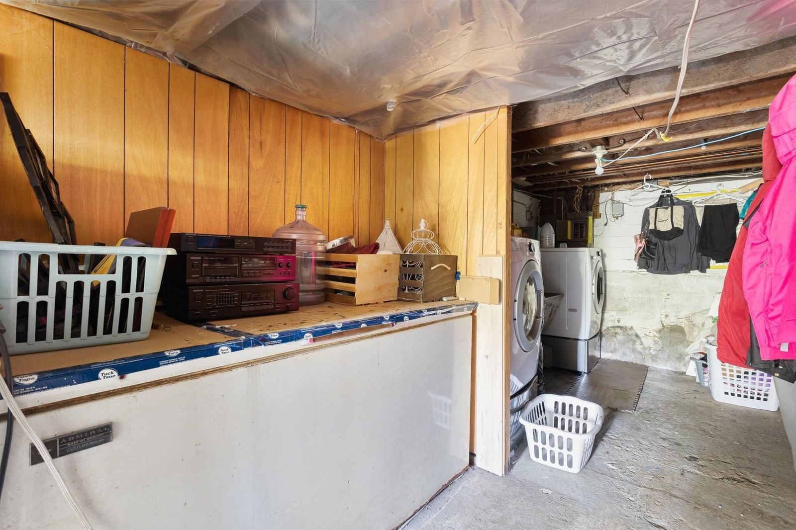 Listing Image 17