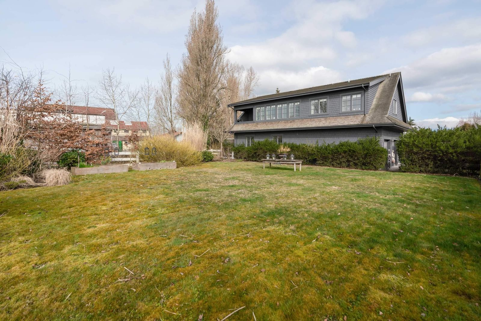 Listing Image 38