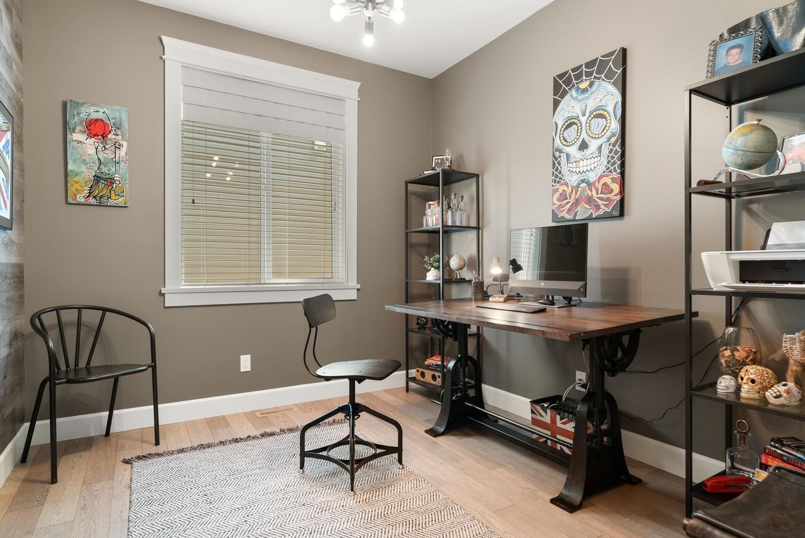 Listing Image 12