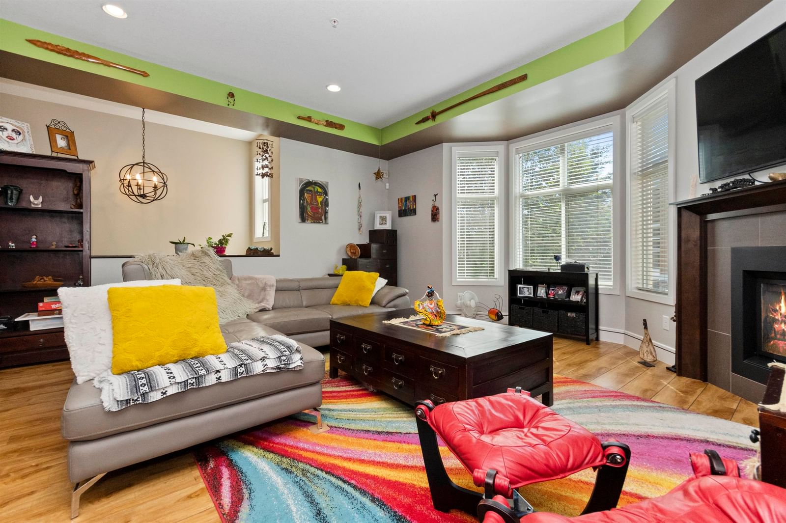 Listing Image 13