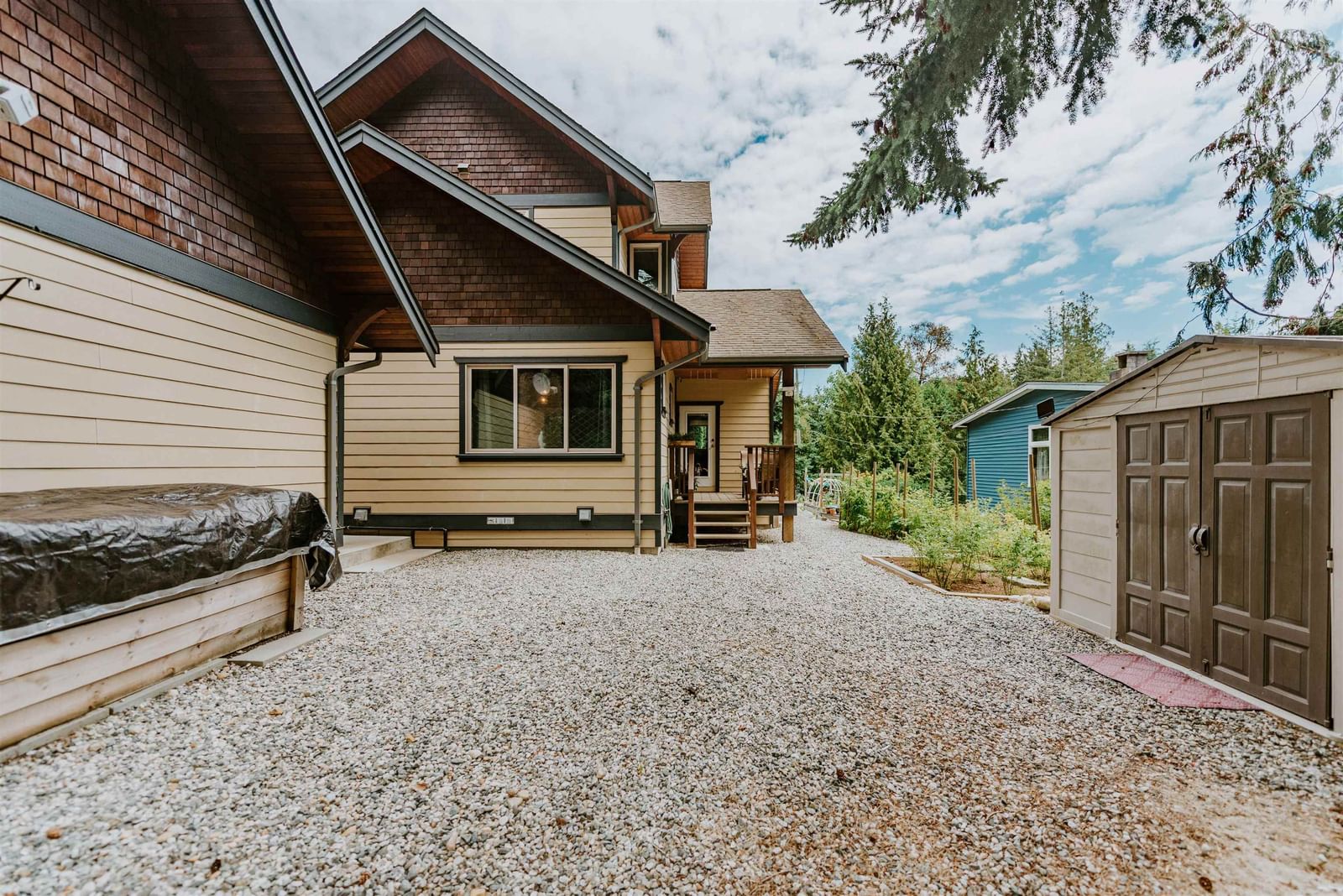 Listing Image 40