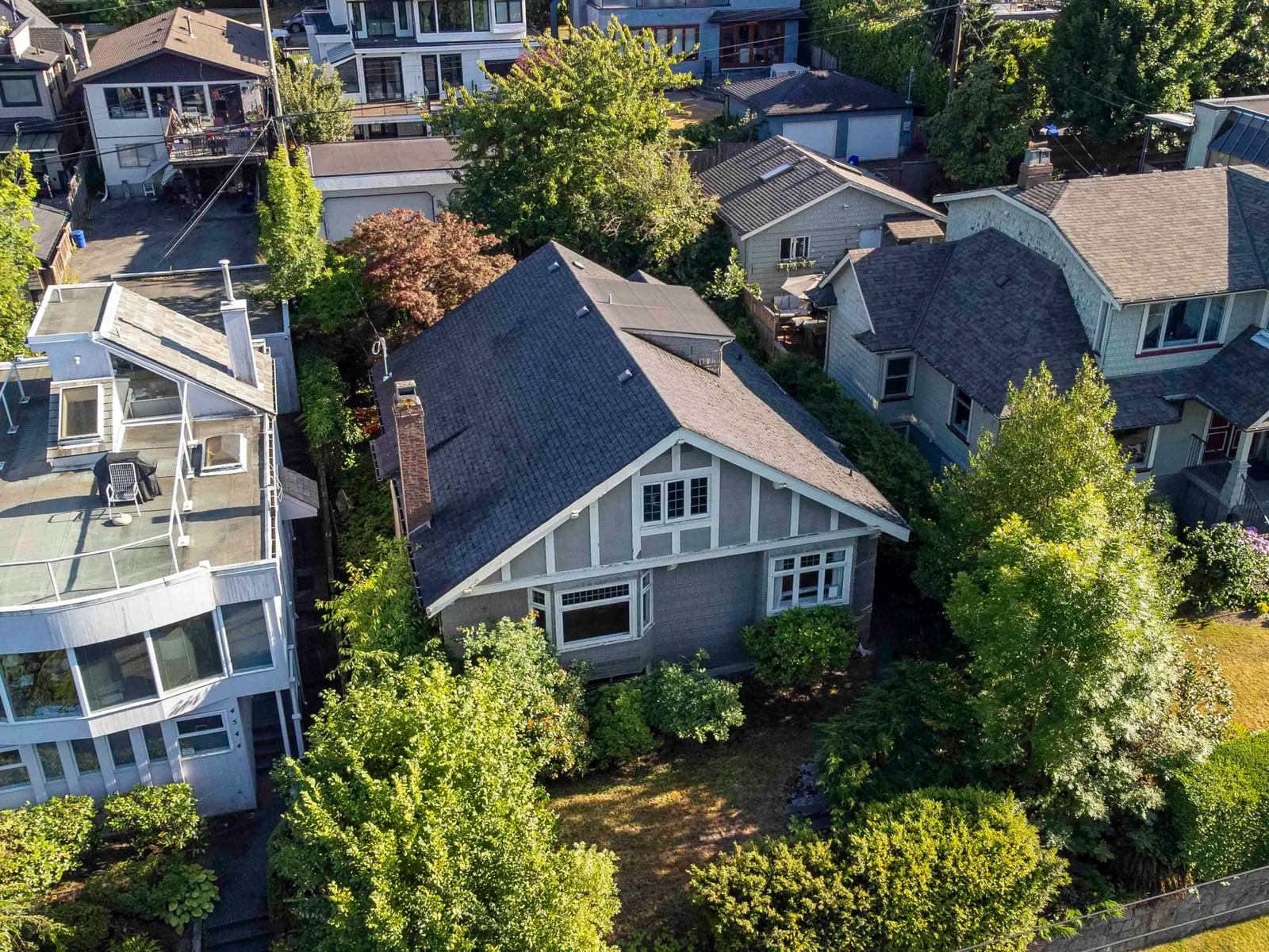 Listing Image 9