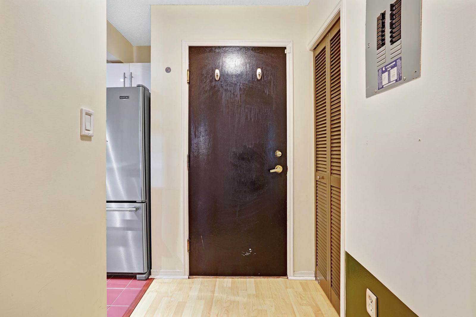 Listing Image 21