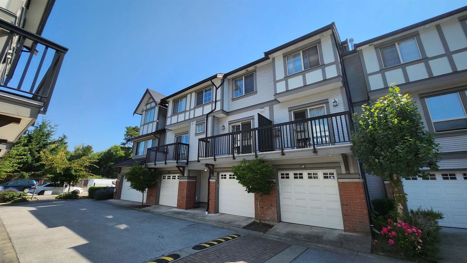 Listing Image 21