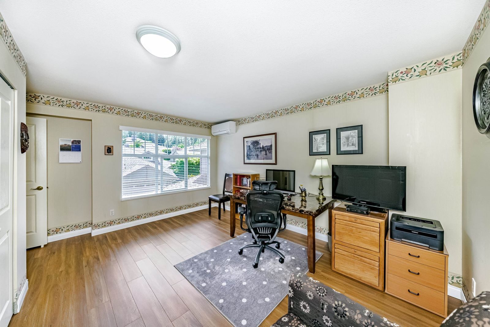 Listing Image 29