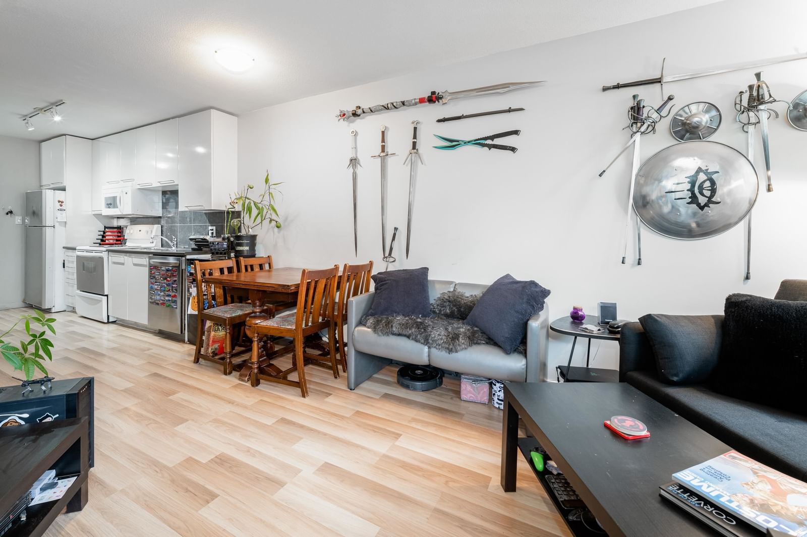 Listing Image 18