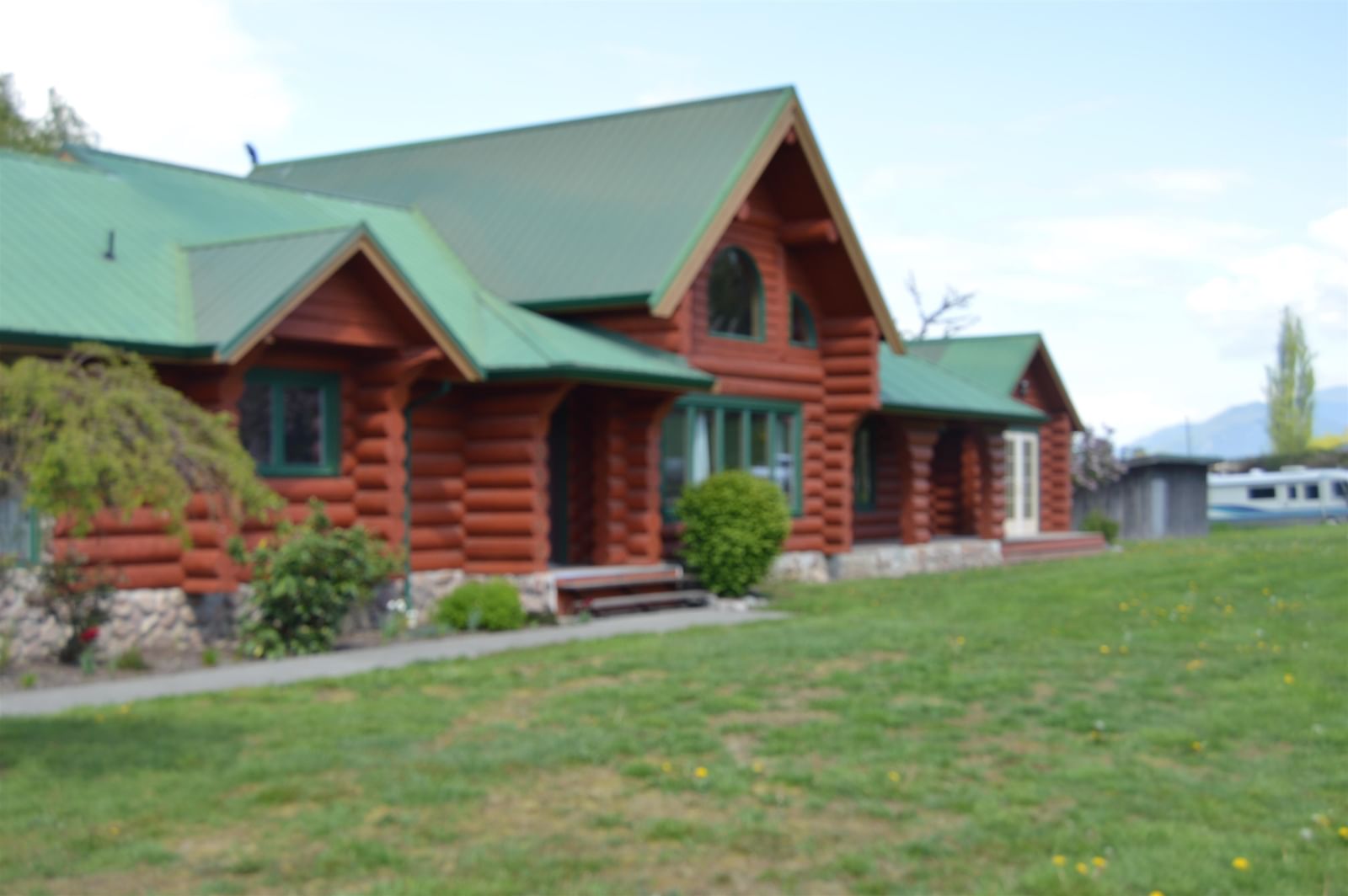 Listing Image 4