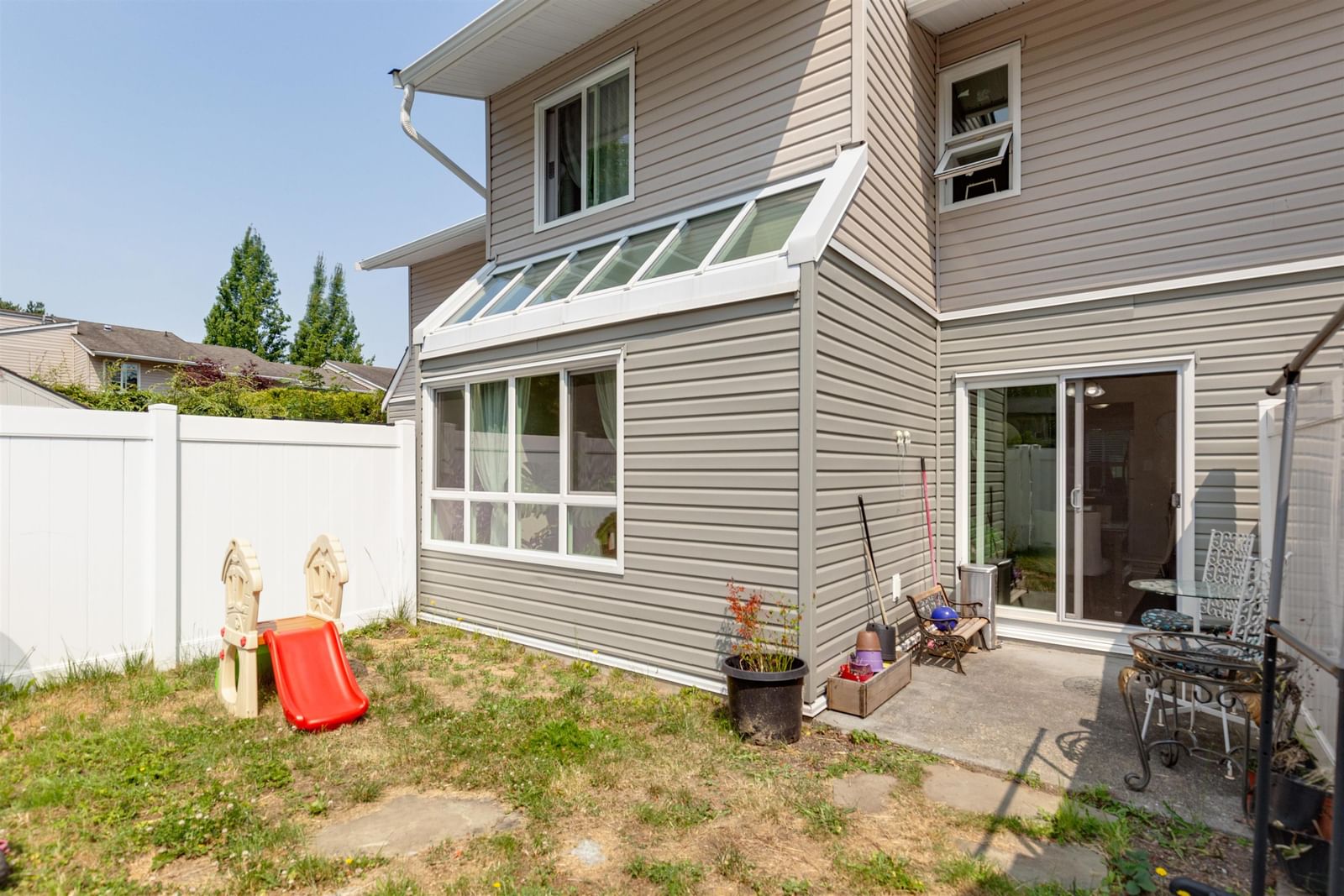 Listing Image 5