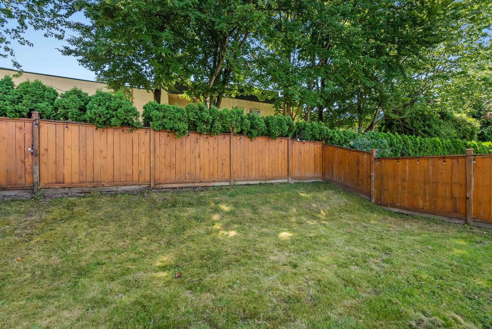 Listing Image 36