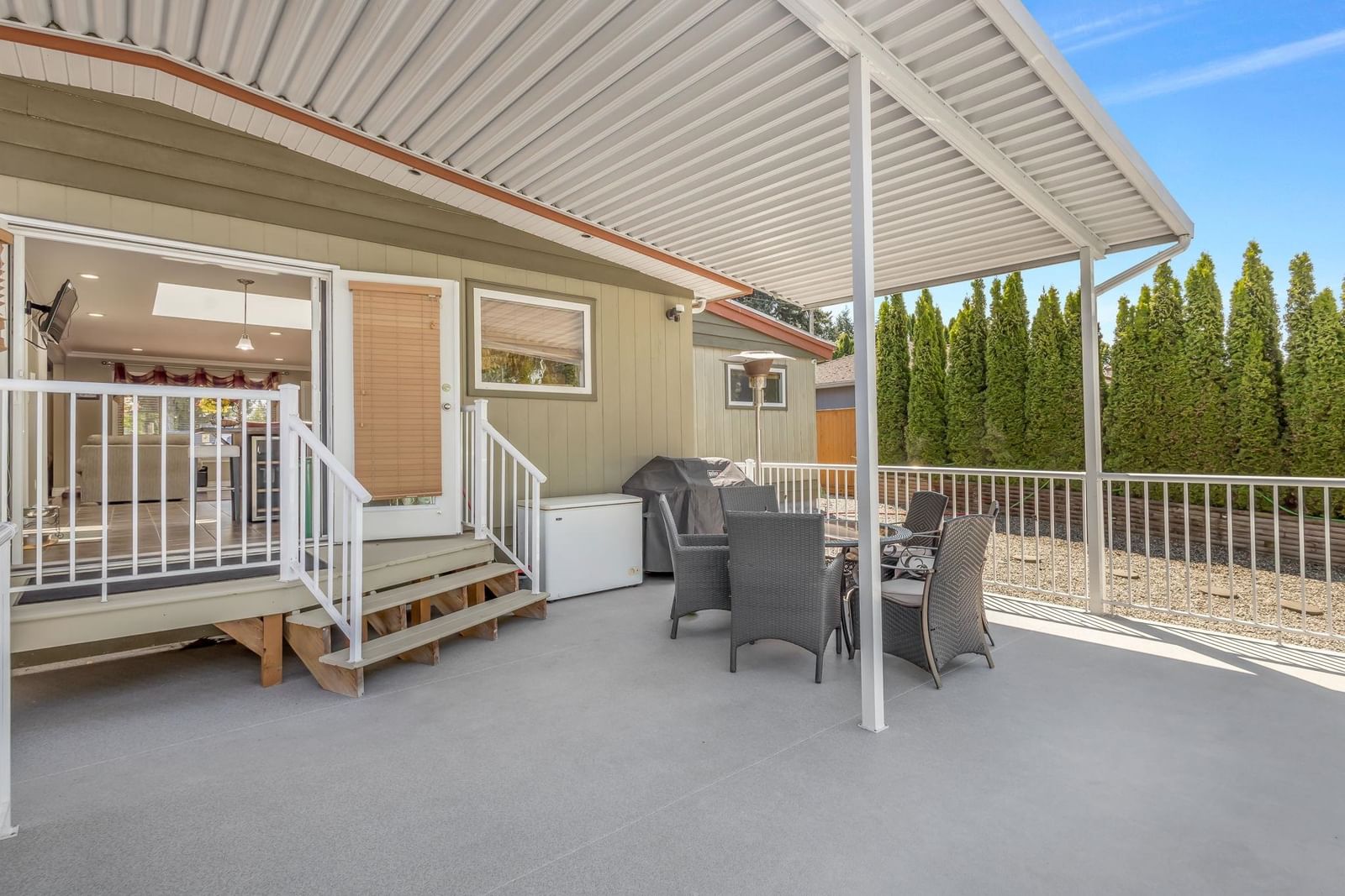 Listing Image 14