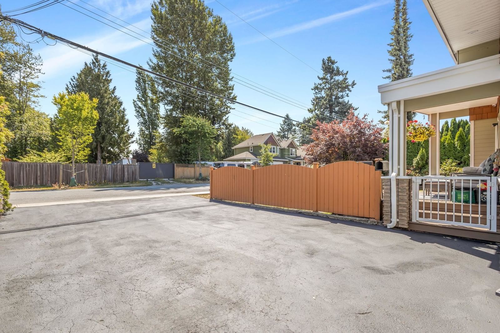 Listing Image 17