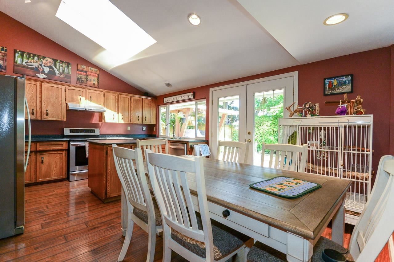Listing Image 8