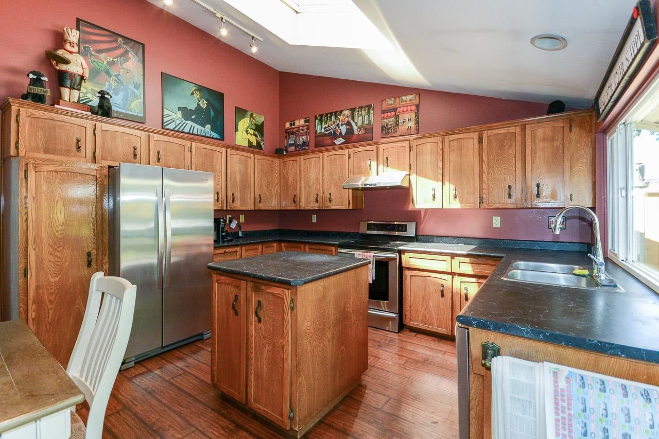 Listing Image 9